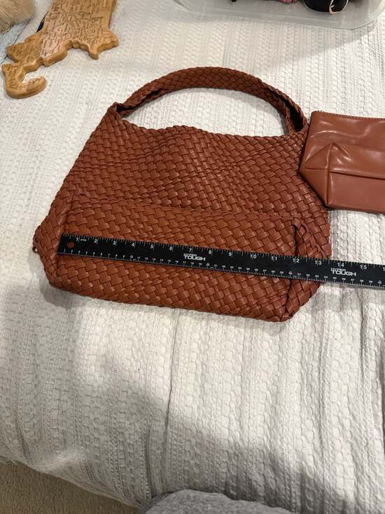 Vegan Leather Hand-Woven Tote Handbag - Picture 4 of 7
